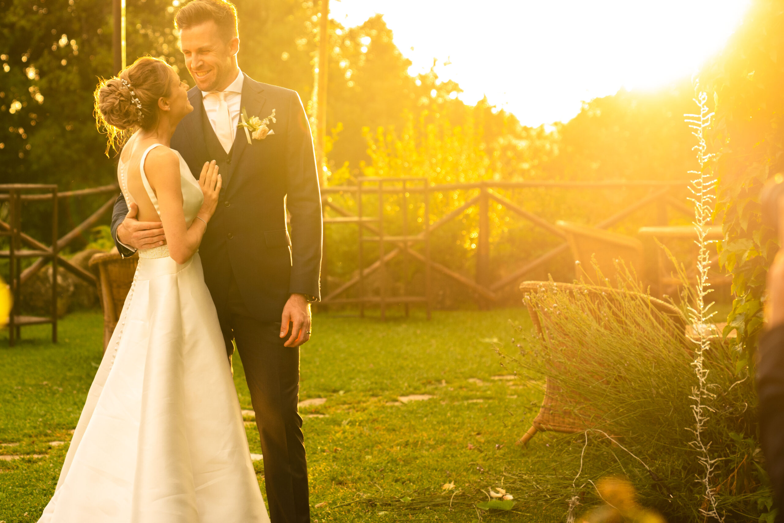 destination wedding photographer captured Italian sunset with bride and groom